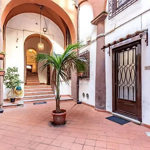 Apartment Lovely Ground Floor Colosseo Wi-fi Ac, Rome